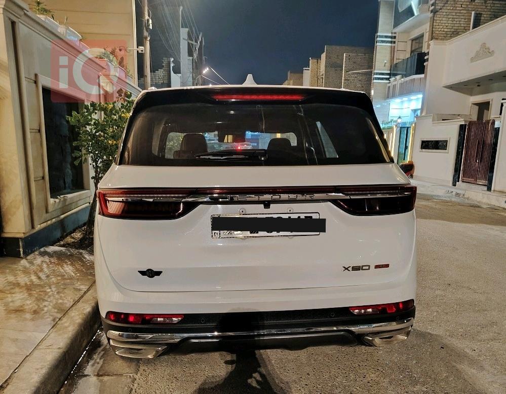 جیتۆر X90 پڵەس